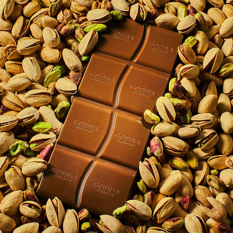 new PISTACHIO & KADAYIF Chocolate Bars